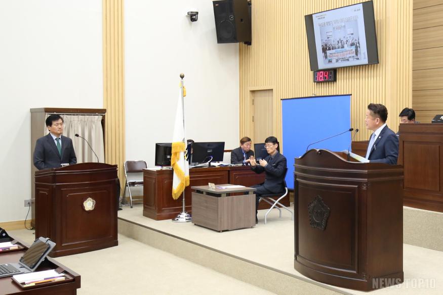 2024-12-16 보도자료(제271회 제2차 정례회 4차 본회의_구정질의_수도권매립지 로드맵 제시, 검단분구 추진 관련)(2) (1).jpg
